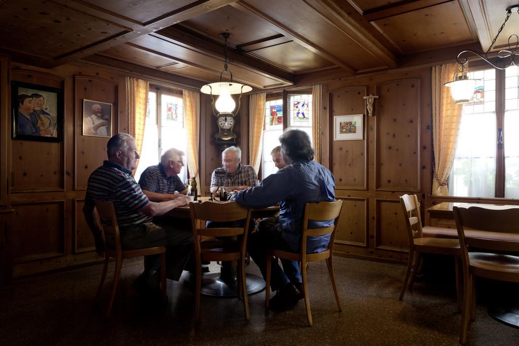 Kunsthotel Linde Garni 아인지델른 외부 사진