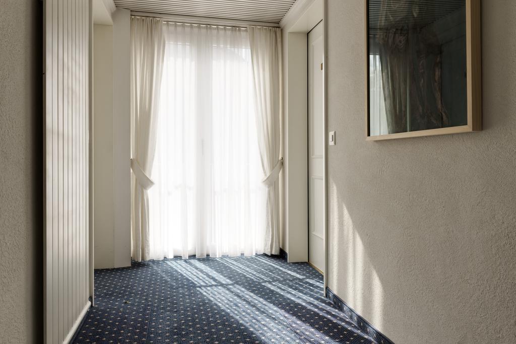 Kunsthotel Linde Garni 아인지델른 외부 사진