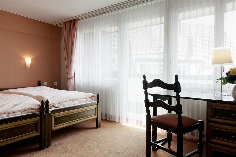 Kunsthotel Linde Garni 아인지델른 외부 사진