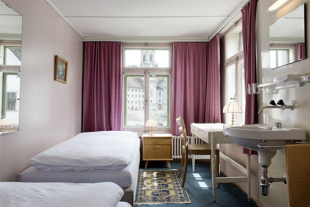 Kunsthotel Linde Garni 아인지델른 외부 사진